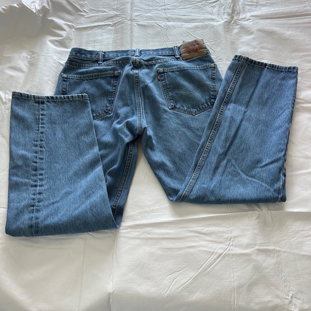 Levi's Regular Fit Jeans Men’s 505 100% Cotton Flat Front Size 38 x 32 - Picture 3 of 12